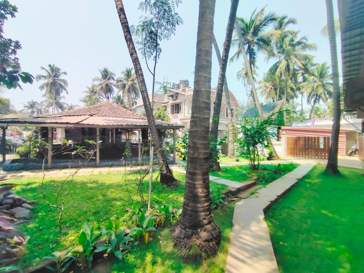 Red Sea Beach Resort Anjuna Exterior photo