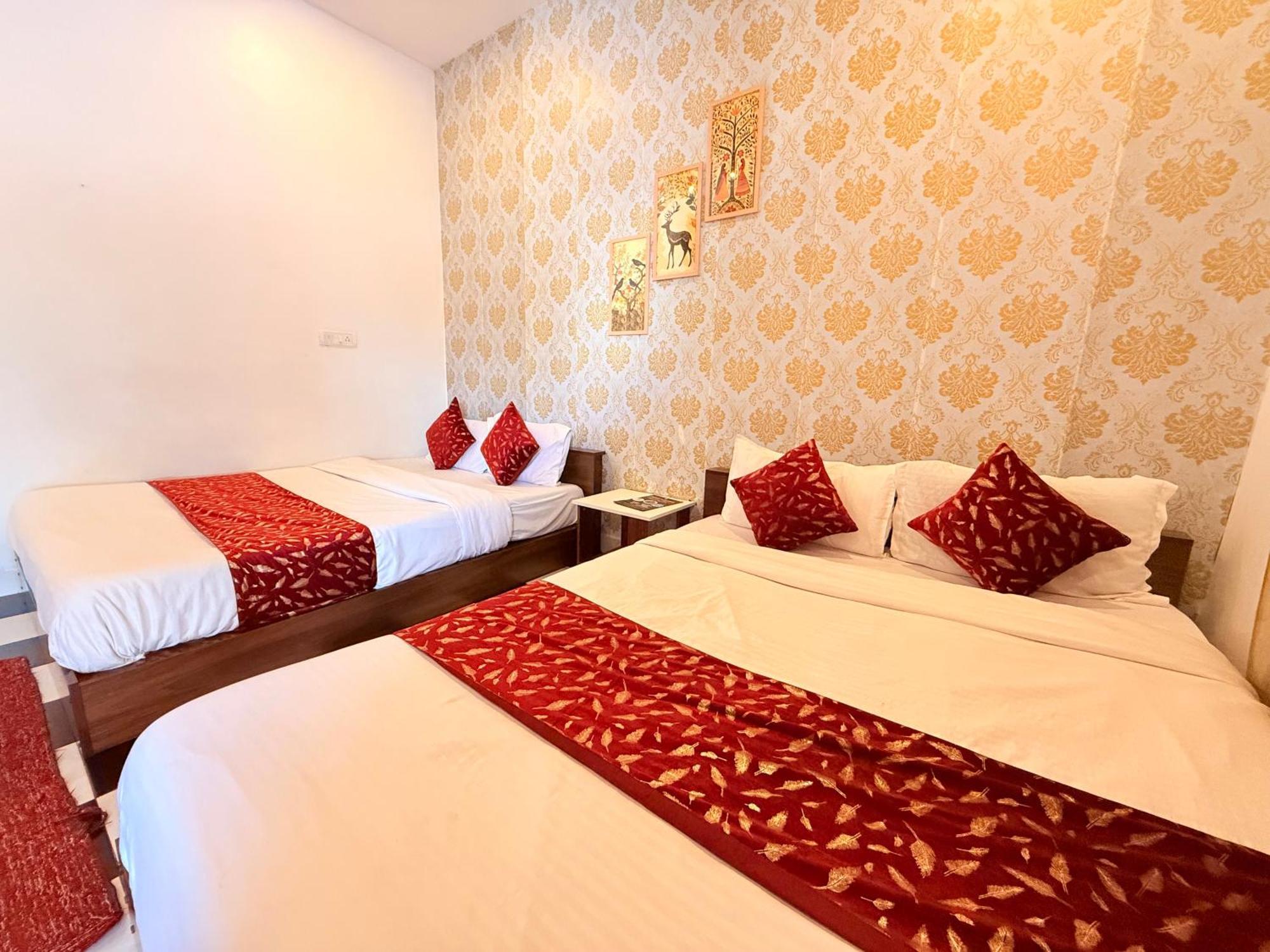 Red Sea Beach Resort Anjuna Exterior photo