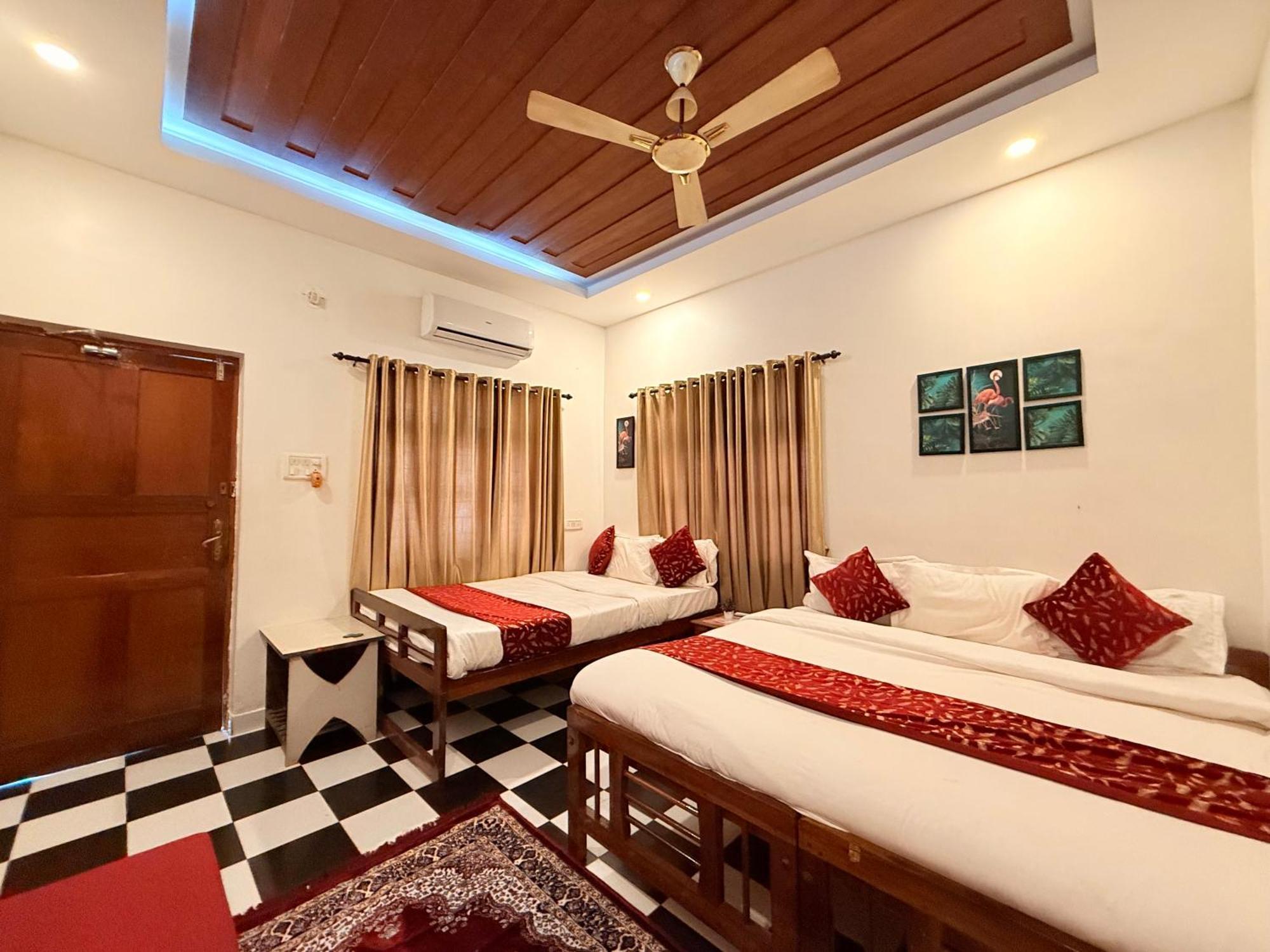 Red Sea Beach Resort Anjuna Exterior photo